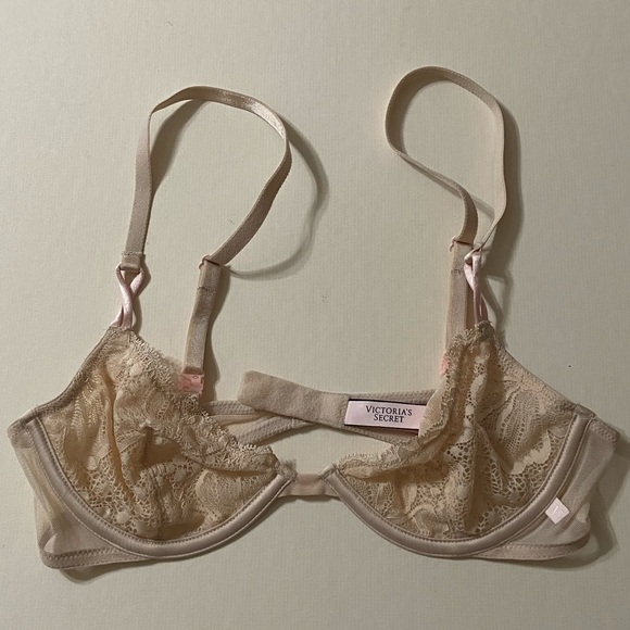 Victoria's Secret Other - Victoria’s Secret Unlined Demi Lace Bra 34B